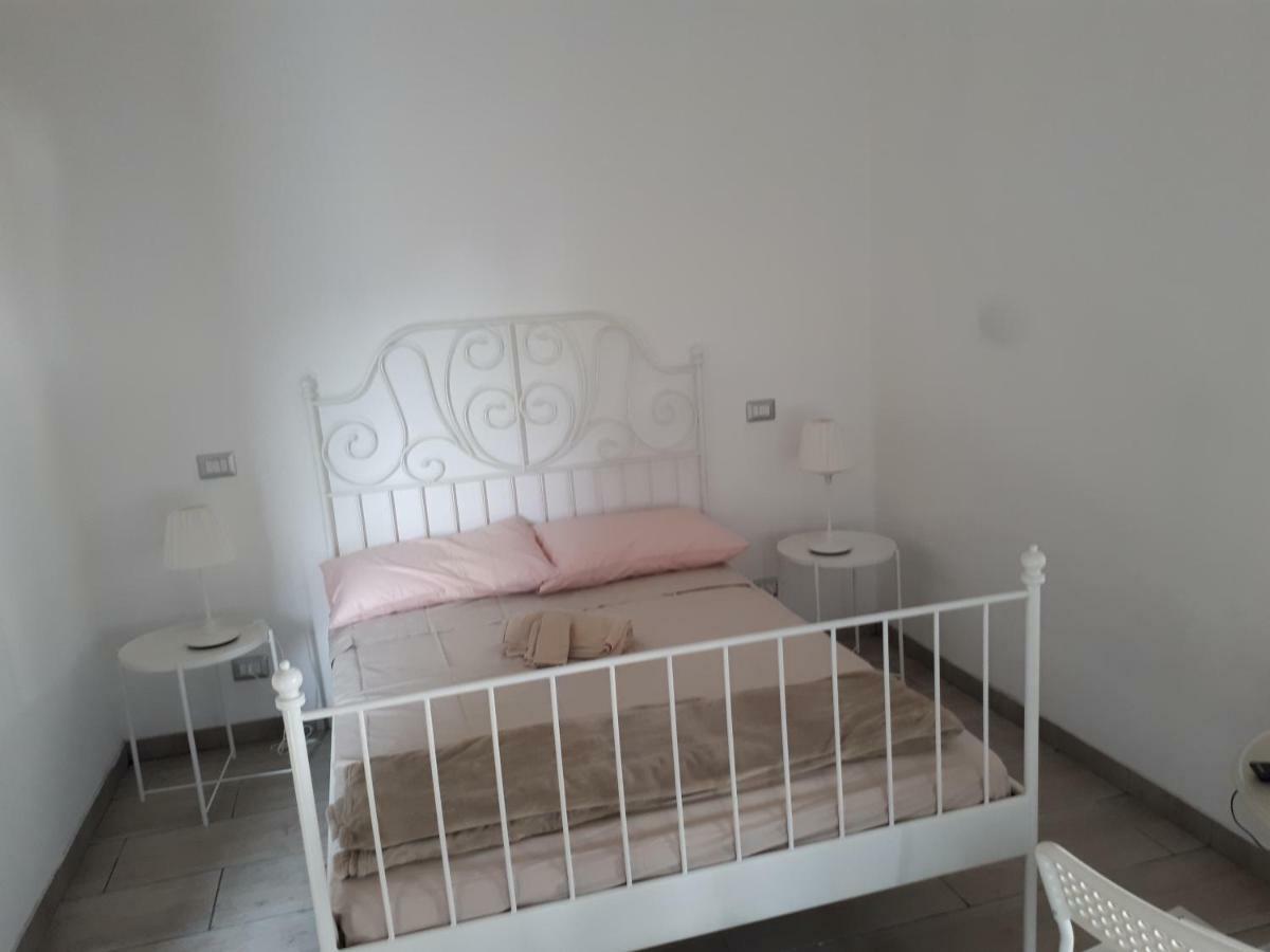 La Casa Di Mango E Pistacchio Hotel Segrate Bagian luar foto